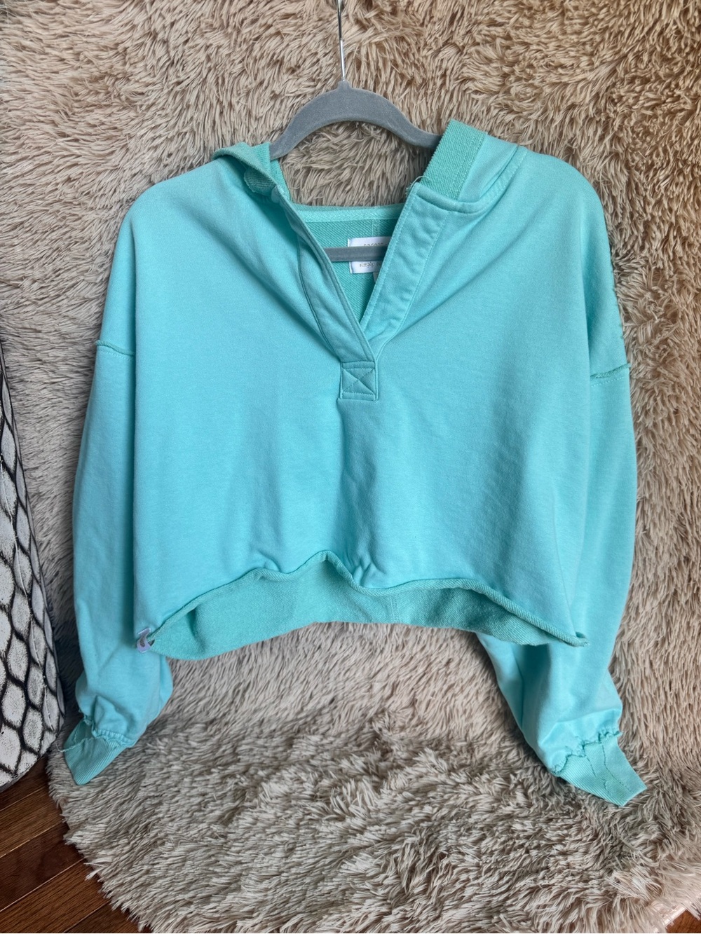 Simply Southern Cropped Hoodie in Aqua Mint